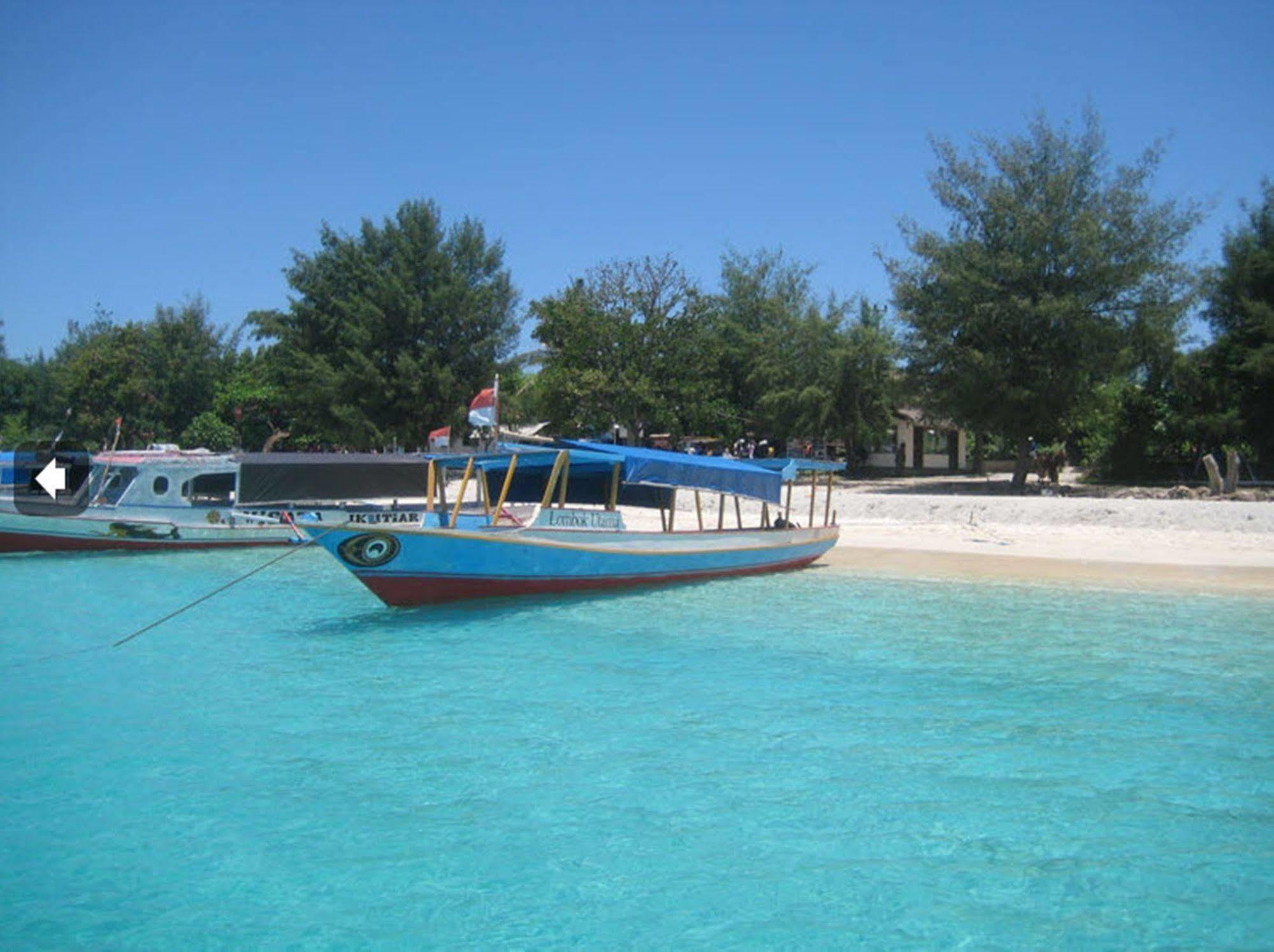 Sunset Palms Resort Gili Trawangan Kültér fotó